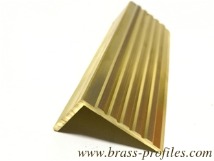 China Schiebefeste Messing-Treppennasen für Decking-Brass-Schiebefeste fournisseur