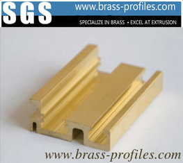 China Messing Kupferlegierung Extrudierte Abschnitte C3800 Messingfensterrahmen fournisseur