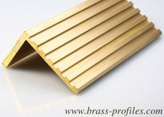 China Bronzene Treppennasen Messing Anti-Rutschstreifen Sicherheitsteile Messing Treppenstreifen fournisseur