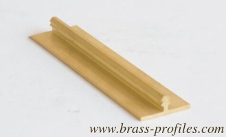 China Rostfeste Messing-Tees Rostfeste Messing-T-Bar-T-Form-Messing-Extrusions fournisseur
