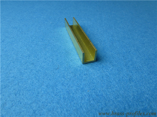 25mm*15mm C3800 Kupferlegierung U-Form und Messing Extrusionskanal fournisseur
