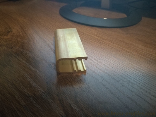Messing U-Schnittformen, Messing U-Kanal, Extrusion Messing C-Kanal fournisseur