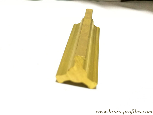Extrudierte Messingprofile Blei Messinglegierungen Extrusionsprofile fournisseur