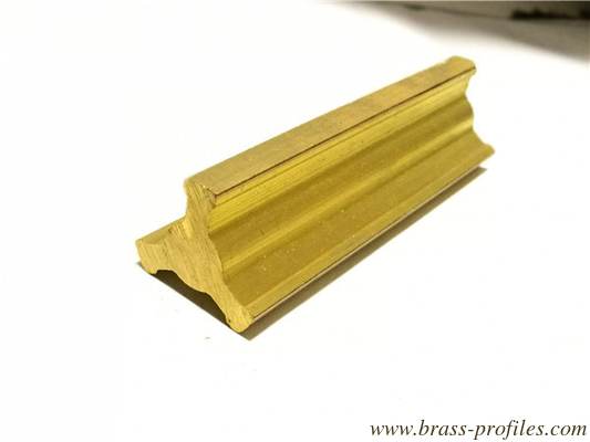 Extrudierte Messingprofile Blei Messinglegierungen Extrusionsprofile fournisseur