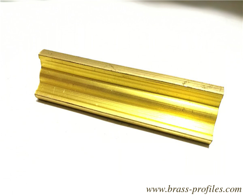 Extrudierte Messingprofile Blei Messinglegierungen Extrusionsprofile fournisseur