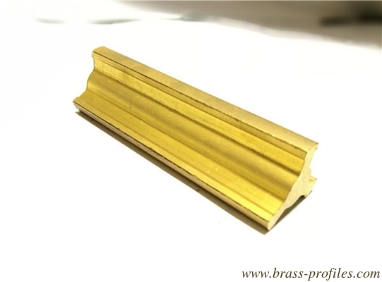 Extrudierte Messingprofile Blei Messinglegierungen Extrusionsprofile fournisseur