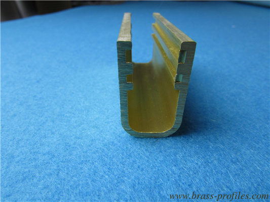 Messing U-Schnittformen, Messing U-Kanal, Extrusion Messing C-Kanal fournisseur