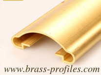 Luxuriöse Messing-Arm-Rails und Goldene Design-Messing-Treppenhandgriffe fournisseur
