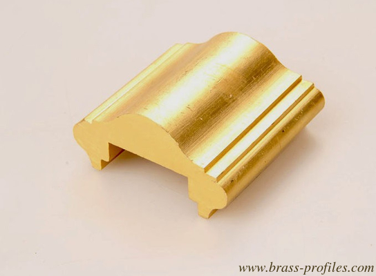 Luxuriöse Kupfer-Brass-Schienen-Hardware C38000 Legierungspflanzenprofile fournisseur