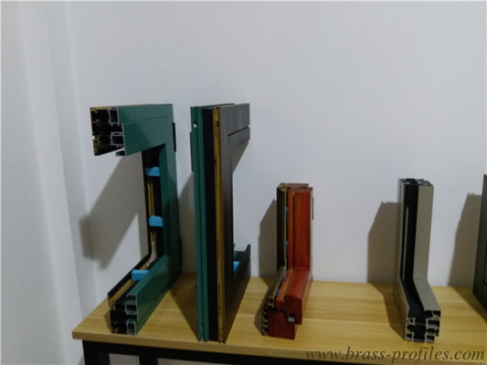 C2680, C2801 Messing Extrusion Messing Extrusion für Fenster- und Türprofile fournisseur